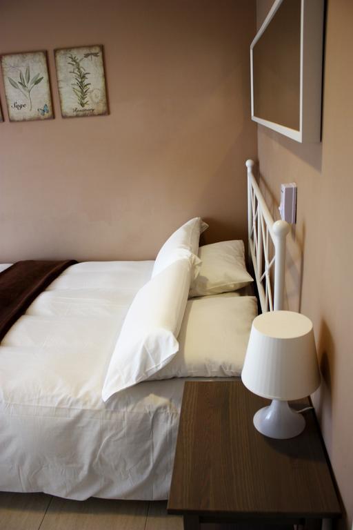 B&B Ines Sant Cugat del Valles Room photo