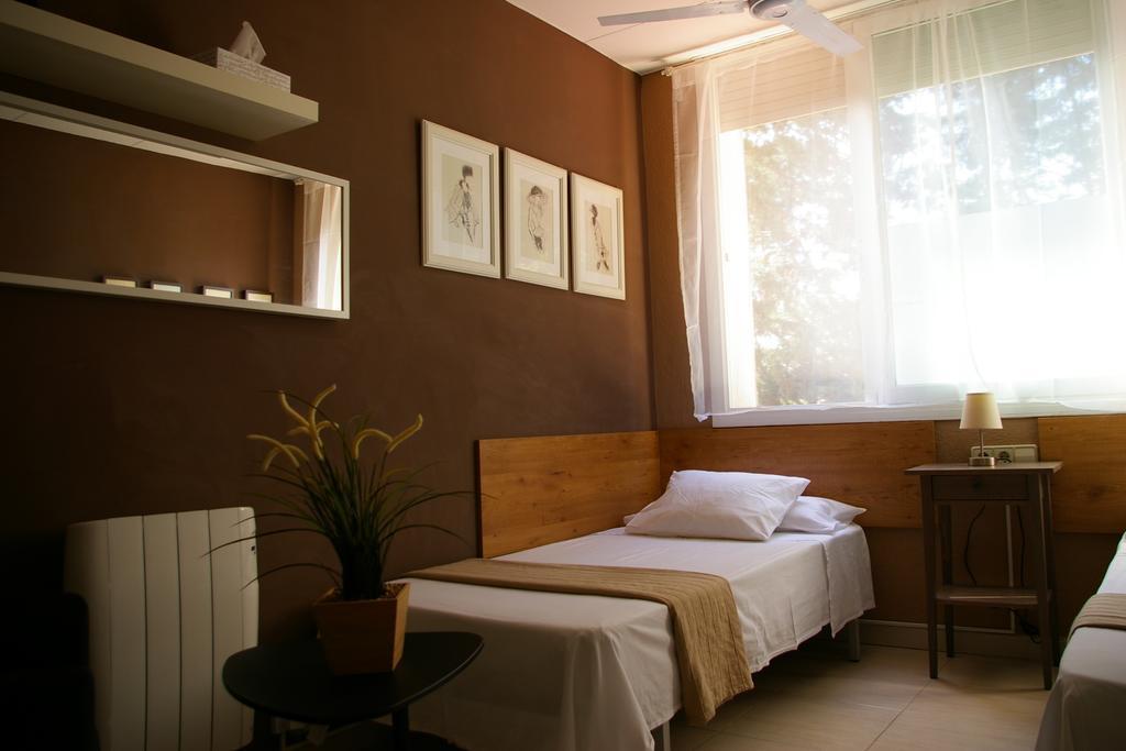 B&B Ines Sant Cugat del Valles Room photo